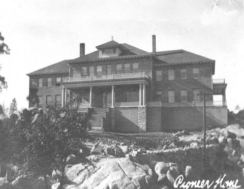 Pioneers Home Circa 1912 (8).jpg